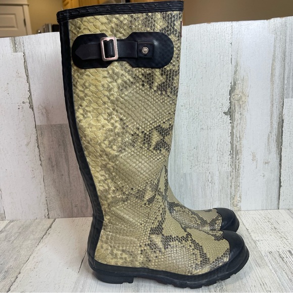 Hunter Carnaby Snake Python Print Rain Boots Sz 6M / 7W - Picture 5 of 9